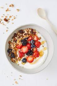 Yoghurt met Granola en Fruit